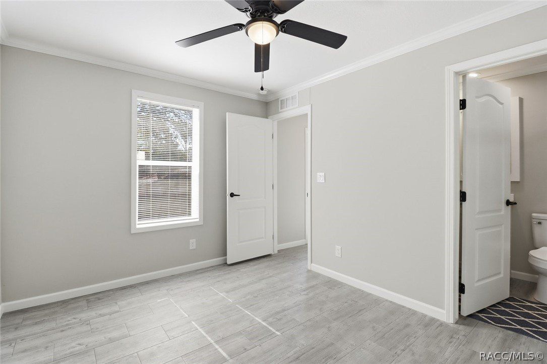 8250 W Fairoak Court. Crystal River, FL 34428