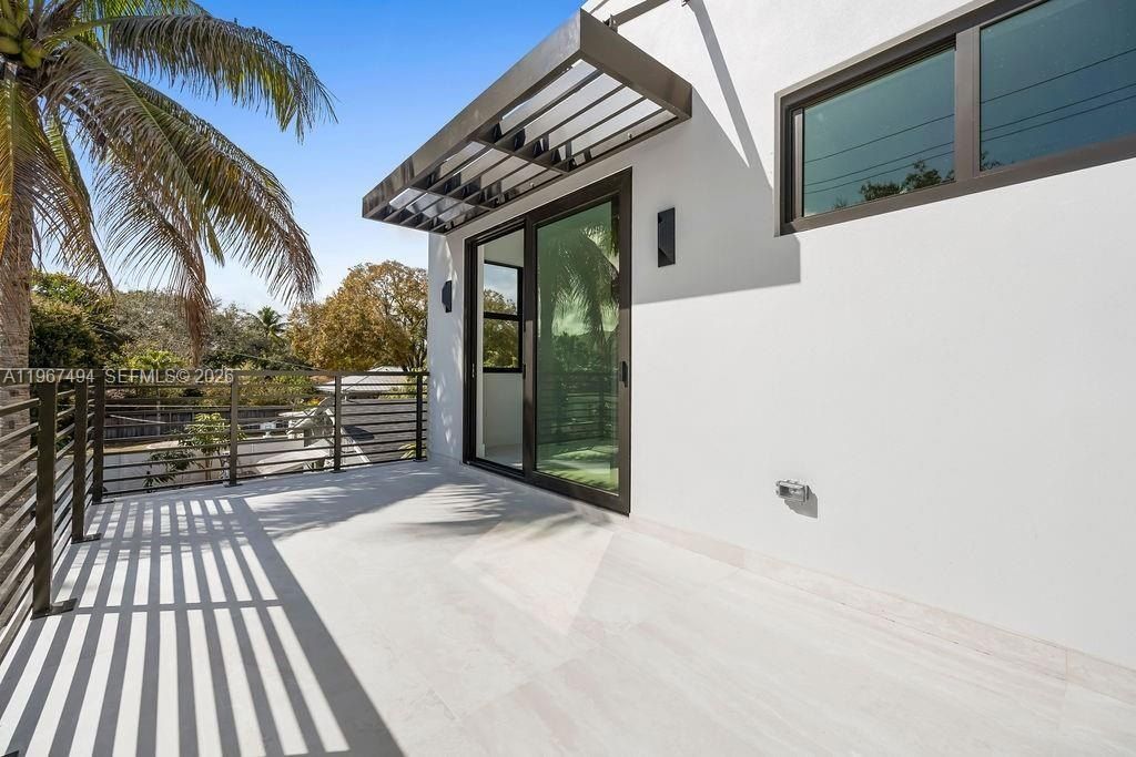 608 Sw 16Th Ct. Fort Lauderdale, FL 33315