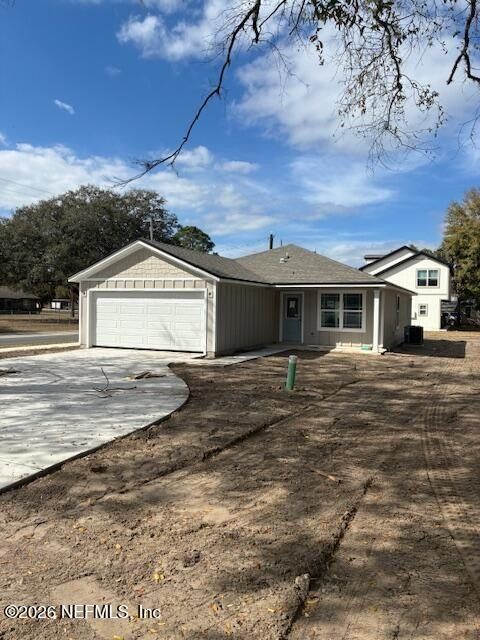 1290 Spruce Street. Green Cove Springs, FL 32043