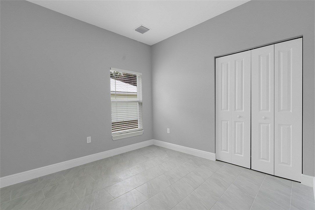 6215 4Th Lane. Vero Beach, FL 32968