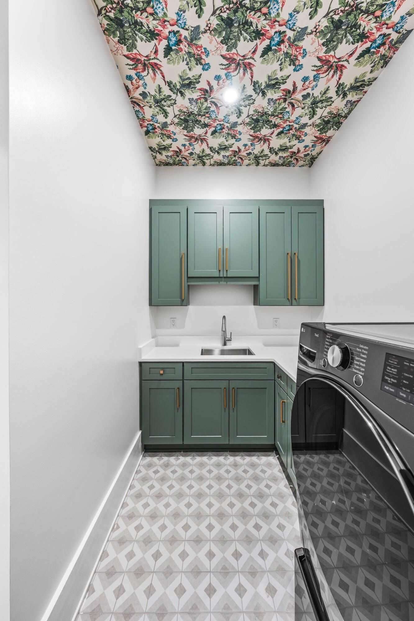 438 Regatta Bay Boulevard. Destin, FL 32541