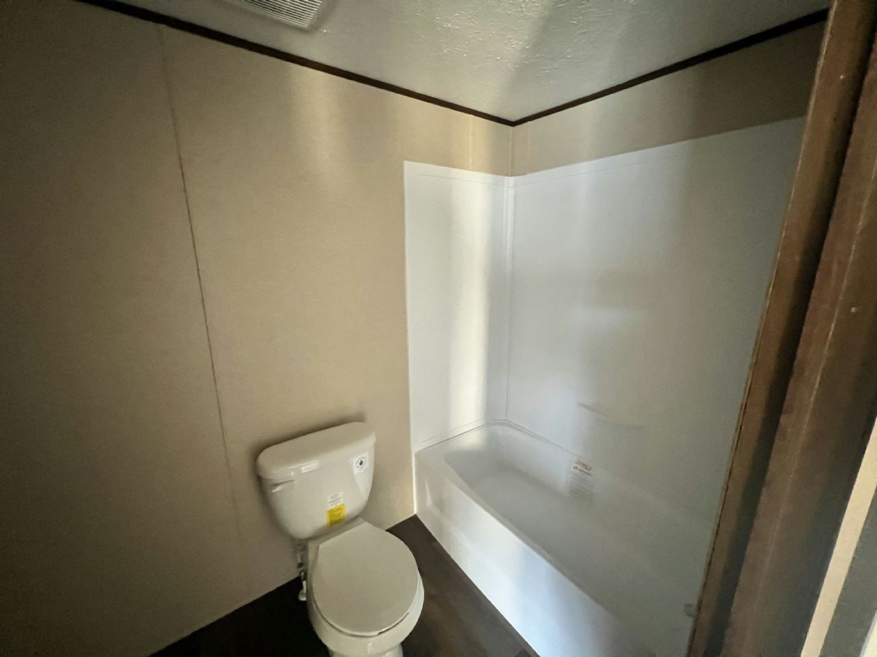 48 Tower Manor Dr. Auburndale, FL 33823