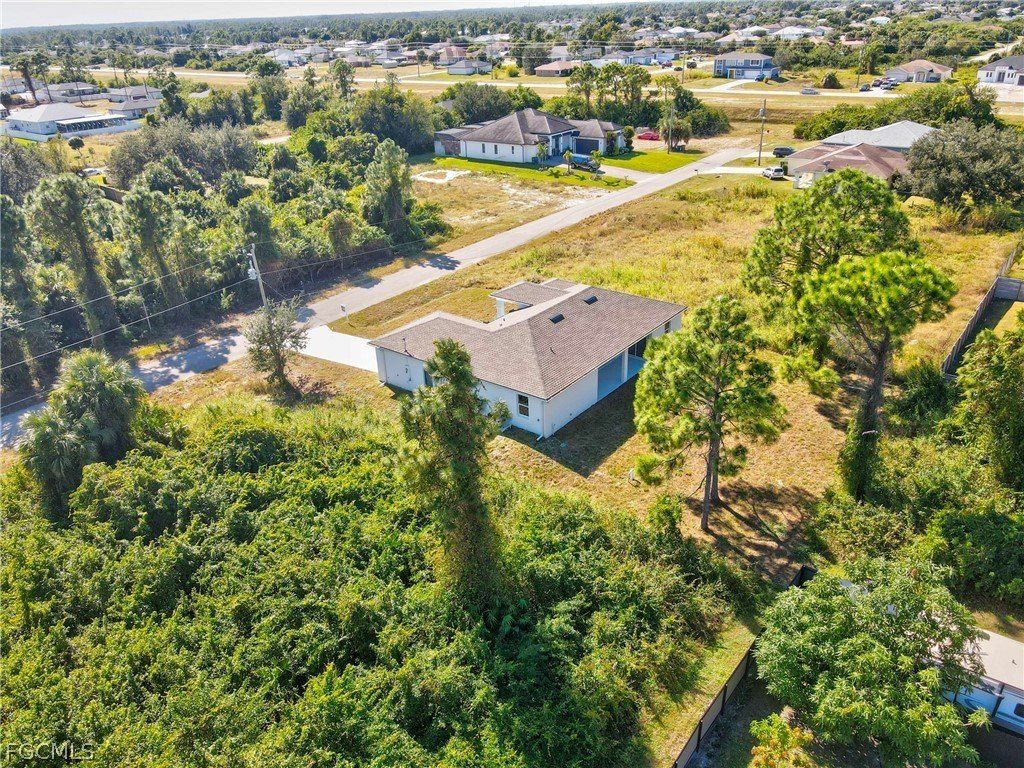 3022 33Rd Street Sw. Lehigh Acres, FL 33976