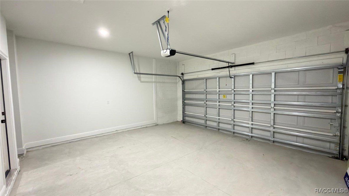 7991 N Primrose Drive. Citrus Springs, FL 34434