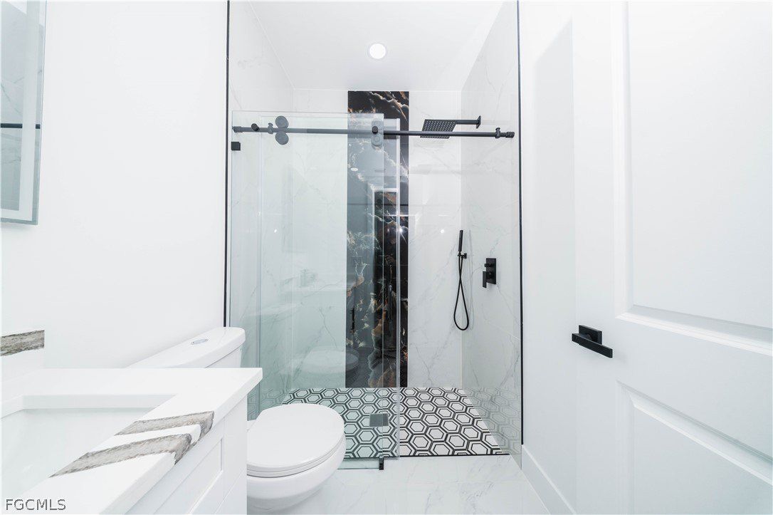 3304 E 15Th Street. Lehigh Acres, FL 33972