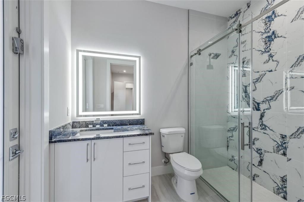 239 20Th Avenue Ne. Naples, FL 34120