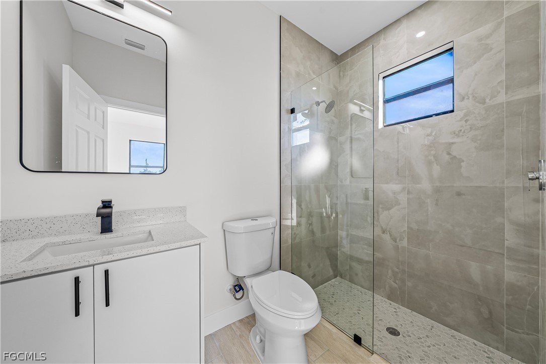 22162218 Kenneth Avenue S. Lehigh Acres, FL 33973