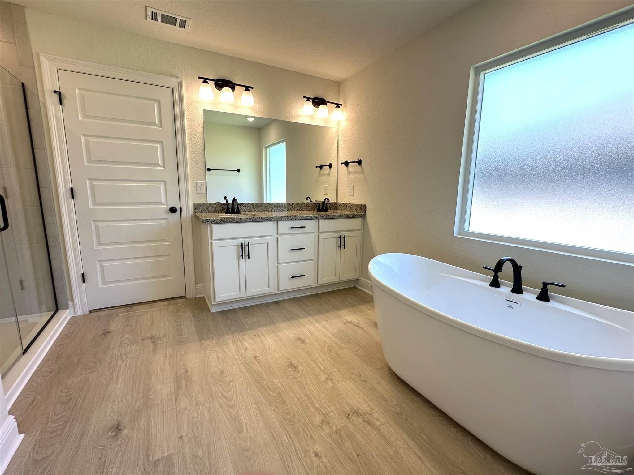 5263 Barnett Rd. Pace, FL 32571