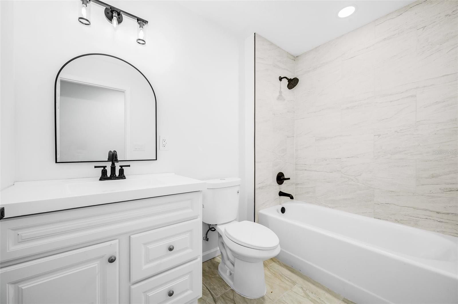 1523 Ne 1St Avenue. Gainesville, FL 32641