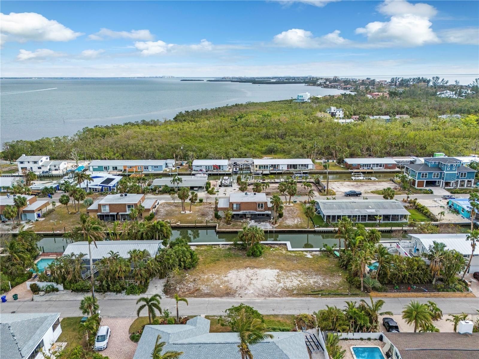 720 Tarawitt Drive. Longboat Key, FL 34228