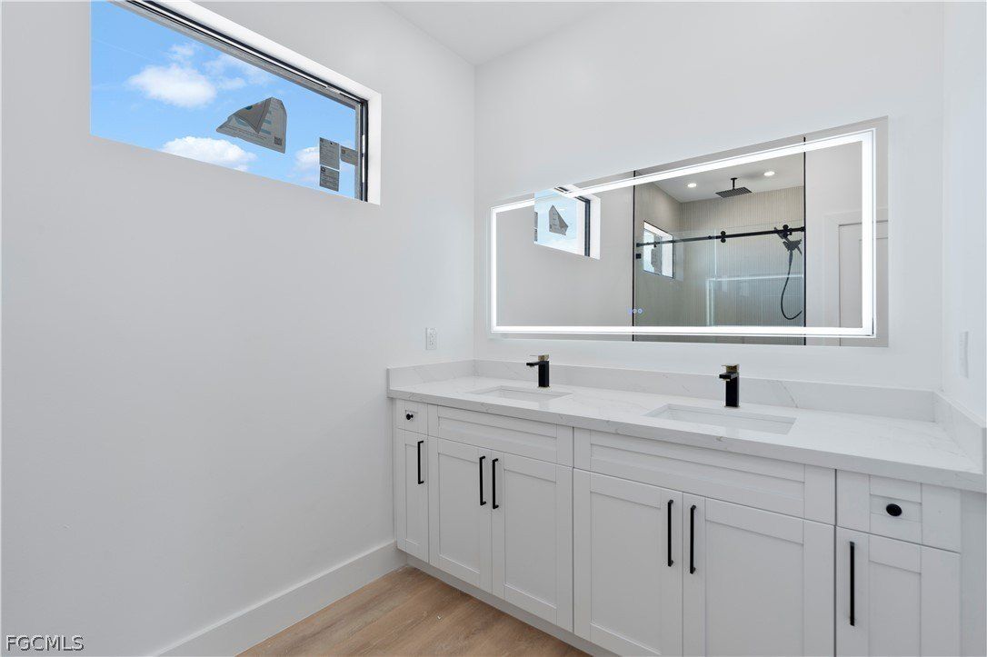 3106 Nw 14Th Terrace. Cape Coral, FL 33993