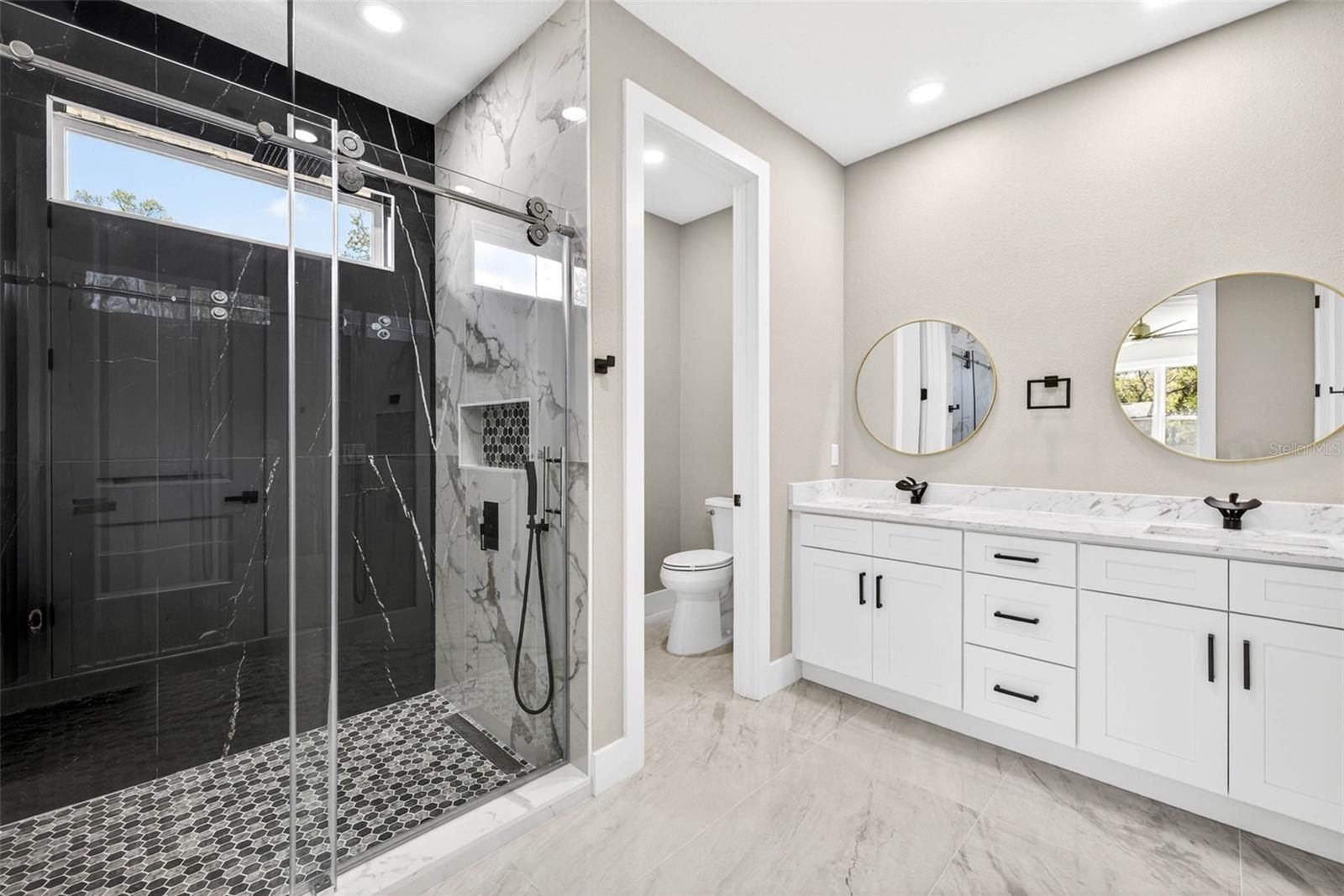 284 Roosevelt Avenue. Masaryktown, FL 34604