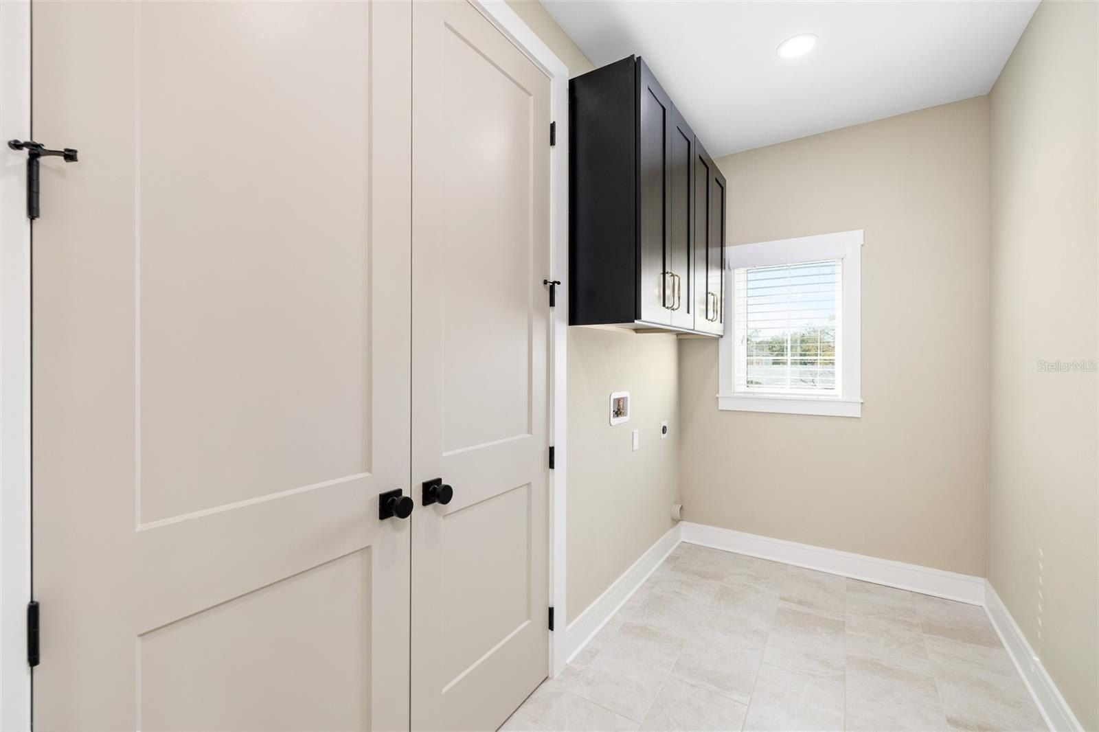 213 W Giddens Avenue. Tampa, FL 33603