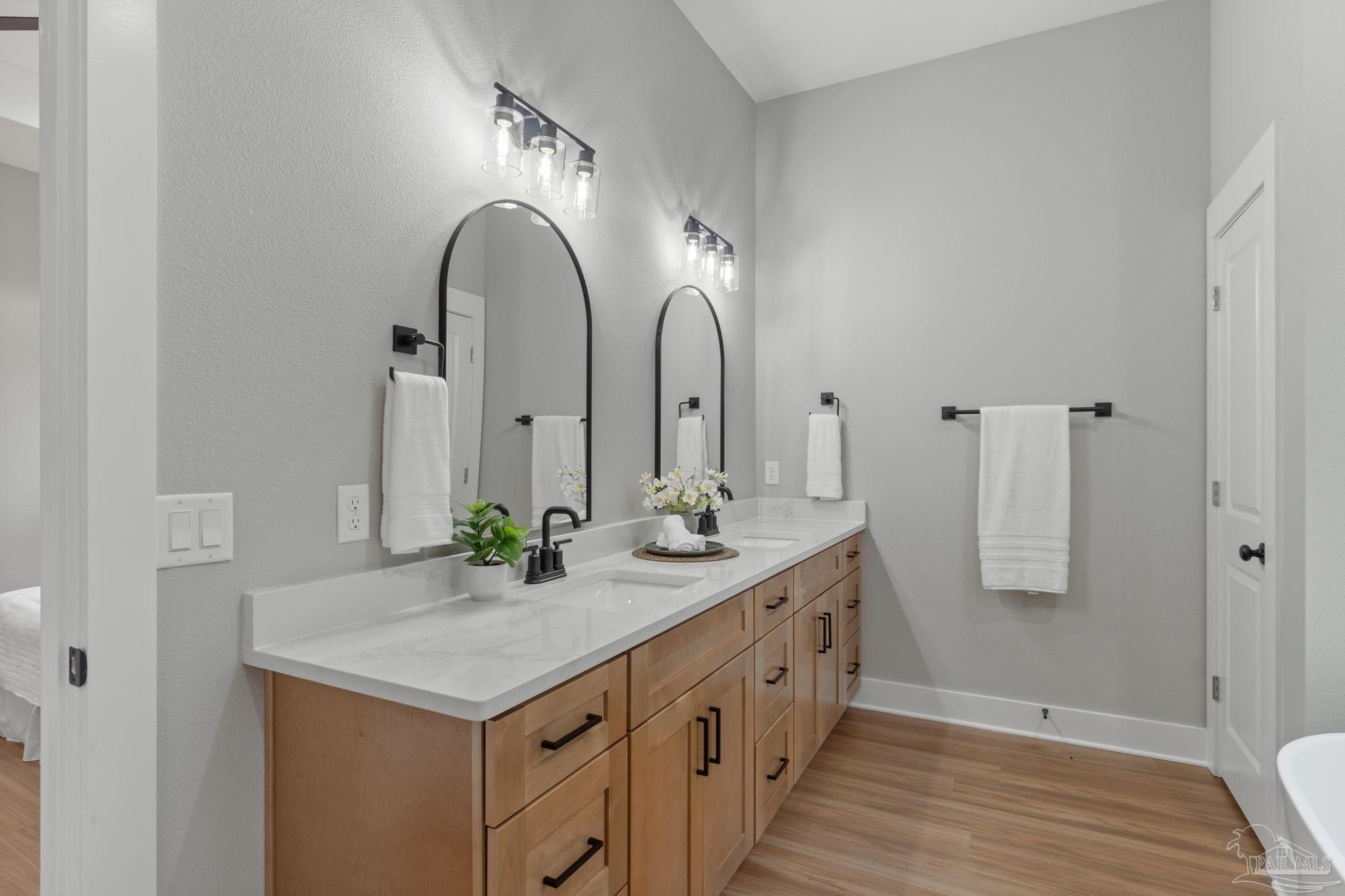 706 N F St Unit A. Pensacola, FL 32501