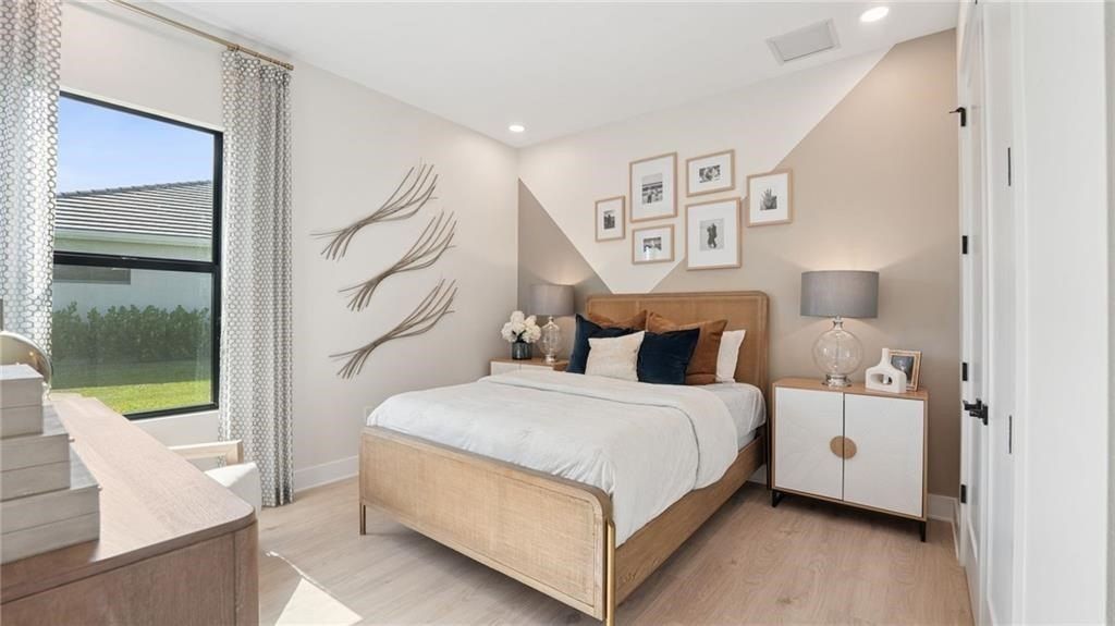 461 N Arrowhead Trail. Vero Beach, FL 32963