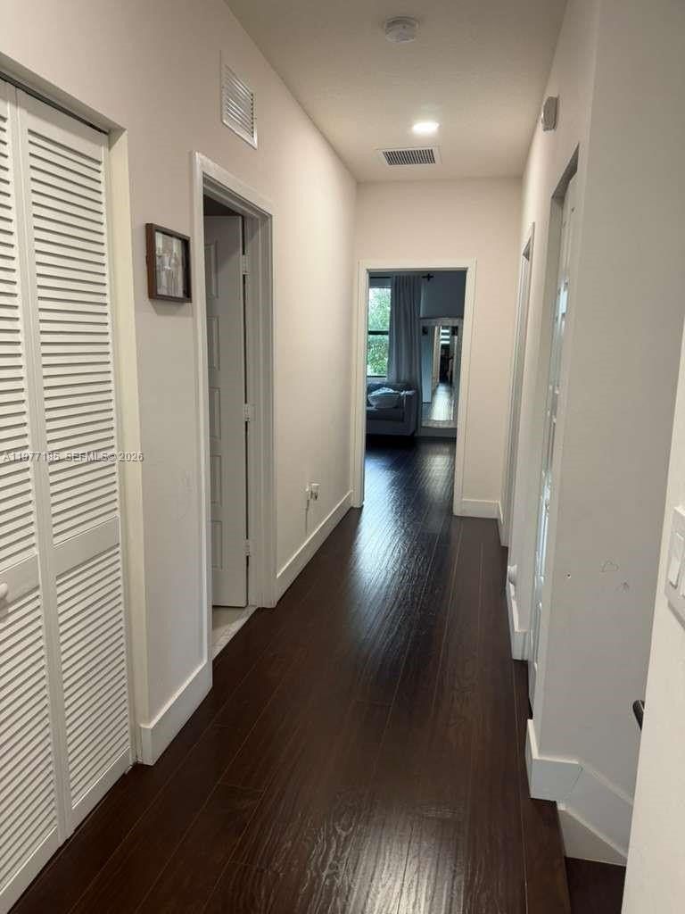 7905 Nw 104Th Ct. Doral, FL 33178