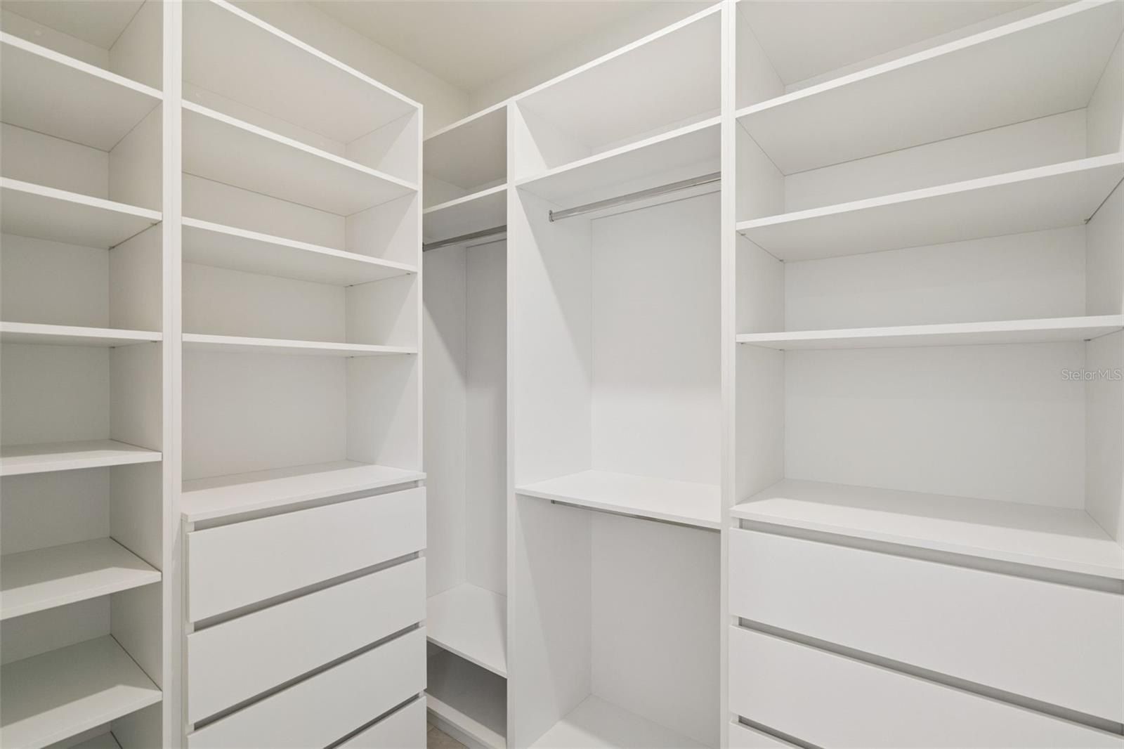 323 Skyfield Court. Lady Lake, FL 32159