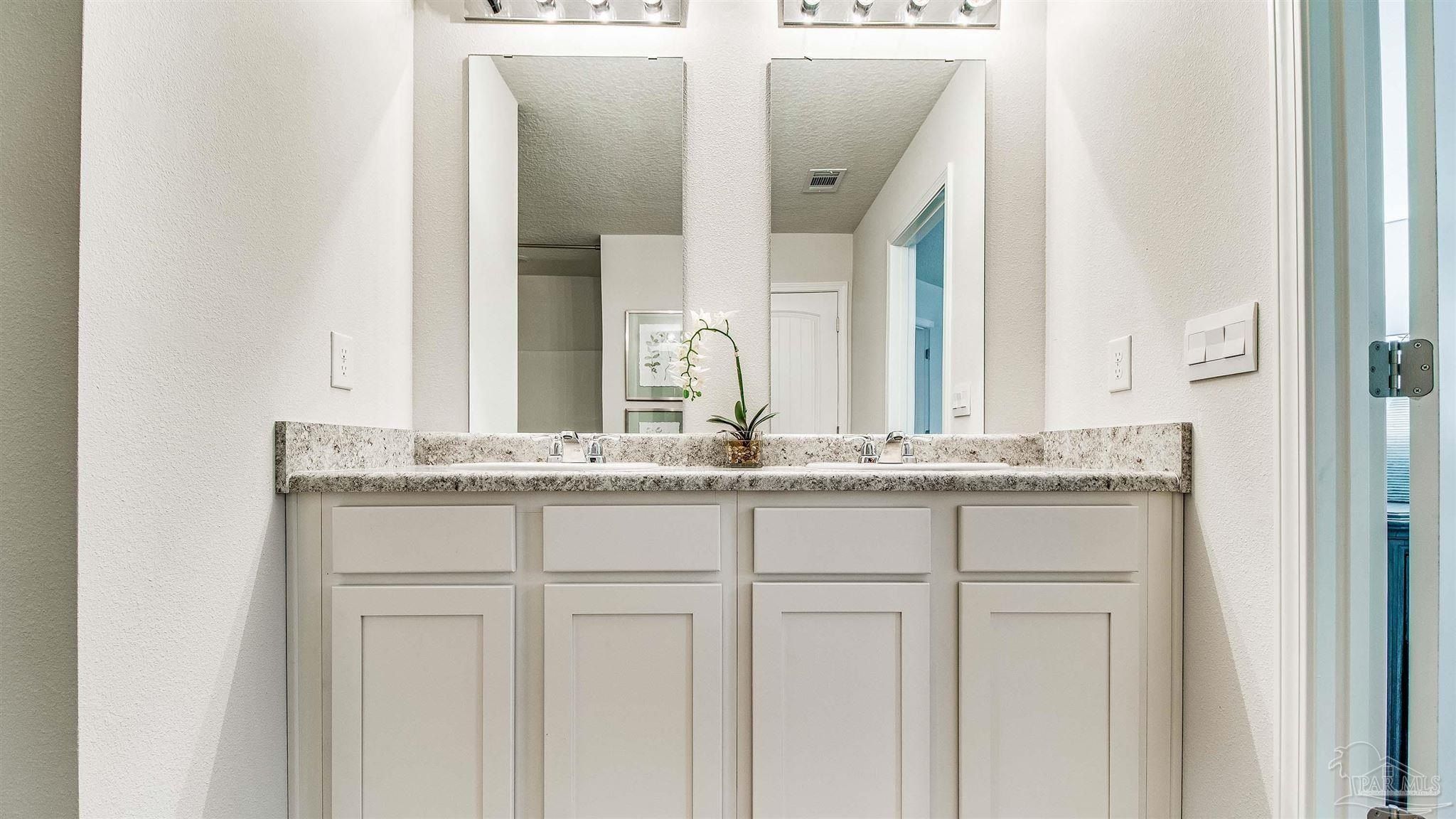 9736 Dutton Ln. Milton, FL 32583