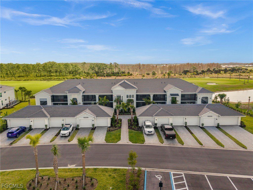 15205 Bluffton Lane Unit 1016. Punta Gorda, FL 33982