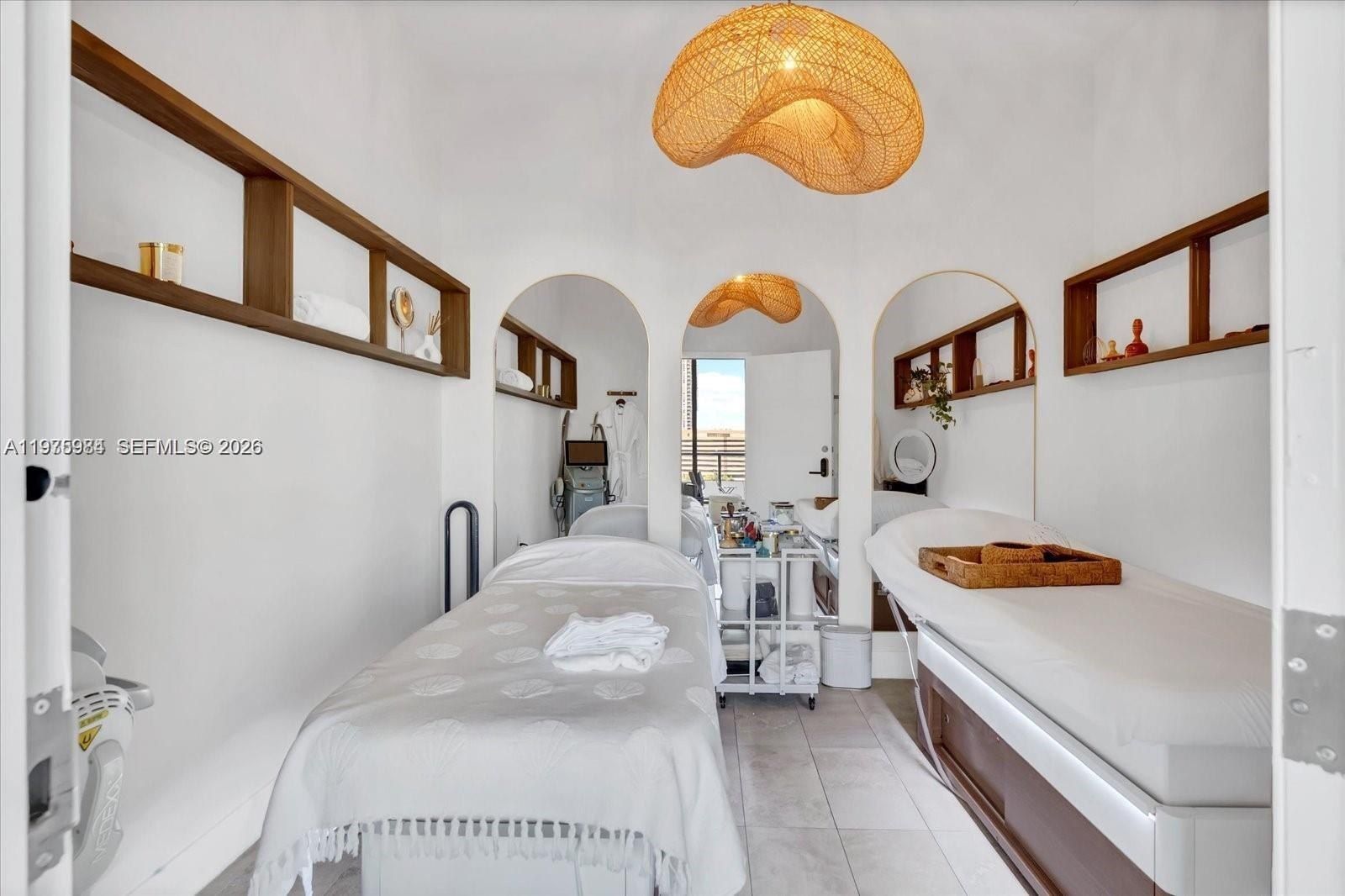 229 Sw 9Th St. Miami, FL 33130