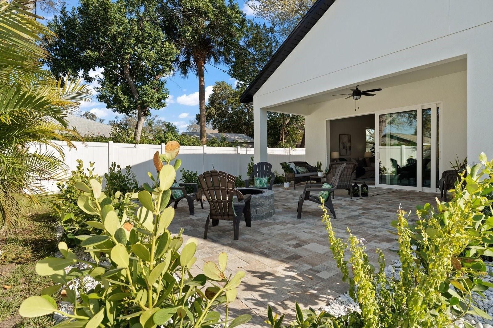 448 Orangewood Drive. Dunedin, FL 34698