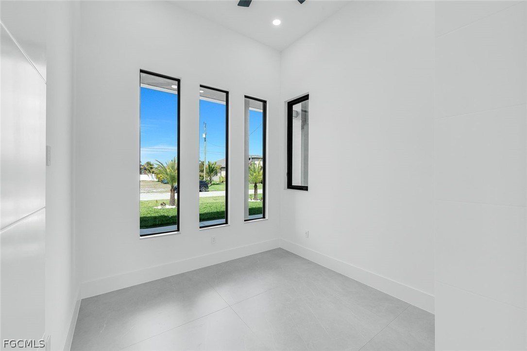 3606 Sw 3Rd Street. Cape Coral, FL 33991