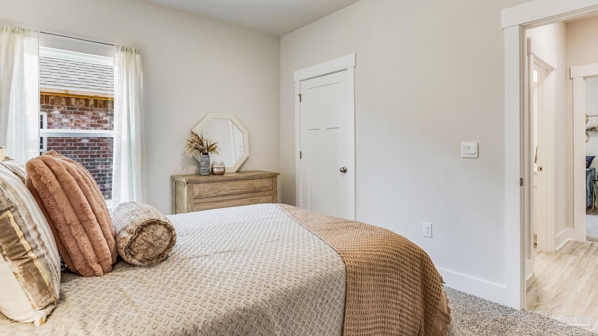 8050 Fox Hunt Dr. Milton, FL 32583