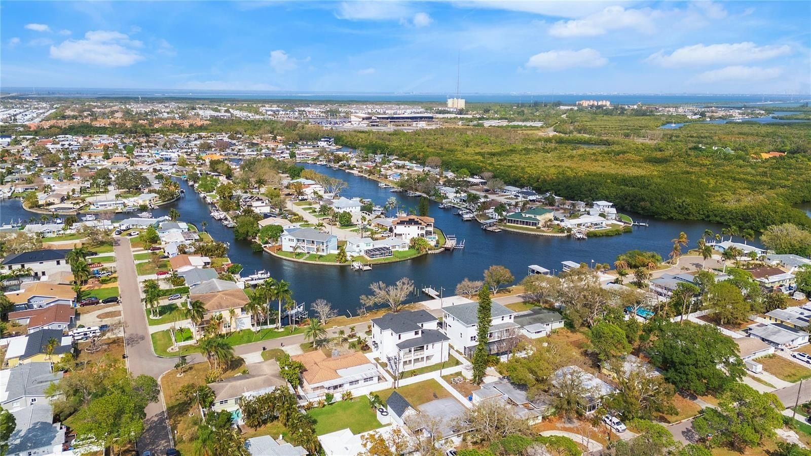 220 90Th Avenue Ne. St Petersburg, FL 33702