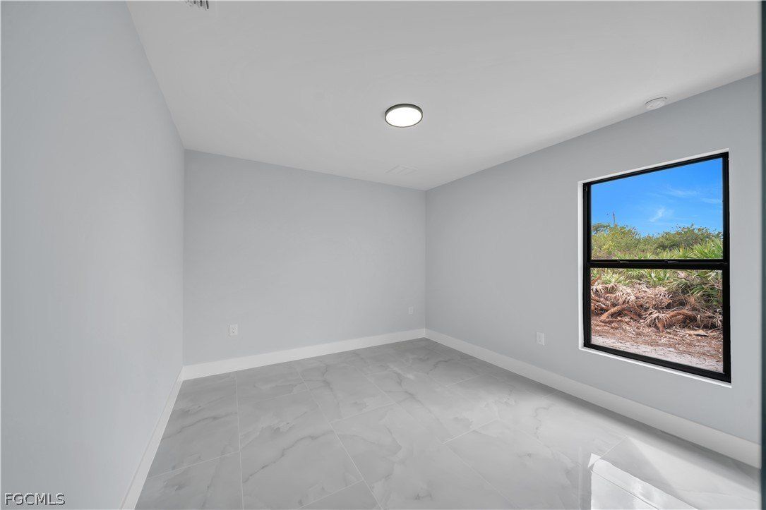 2600 38Th Street Sw. Lehigh Acres, FL 33976