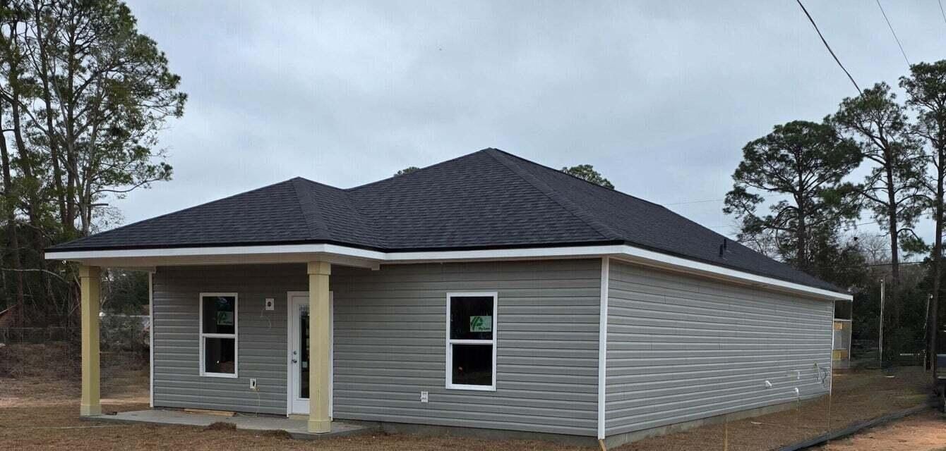 1207 Gordon Avenue. Pensacola, FL 32507