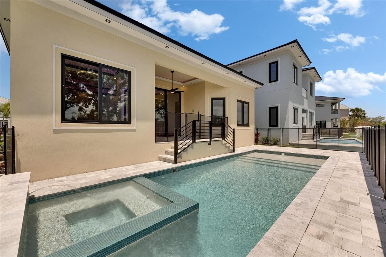 6532 Simone Shores Circle. Apollo Beach, FL 33572