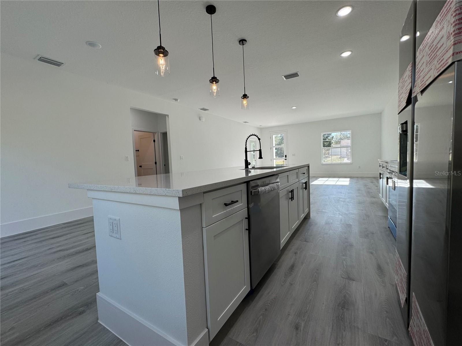 9495 N Sandree Drive. Citrus Springs, FL 34434