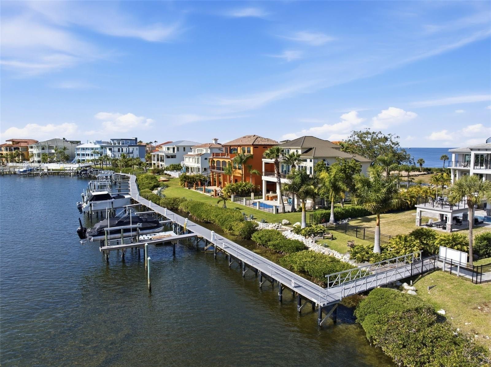 25 Harborpointe Drive. Port Richey, FL 34668