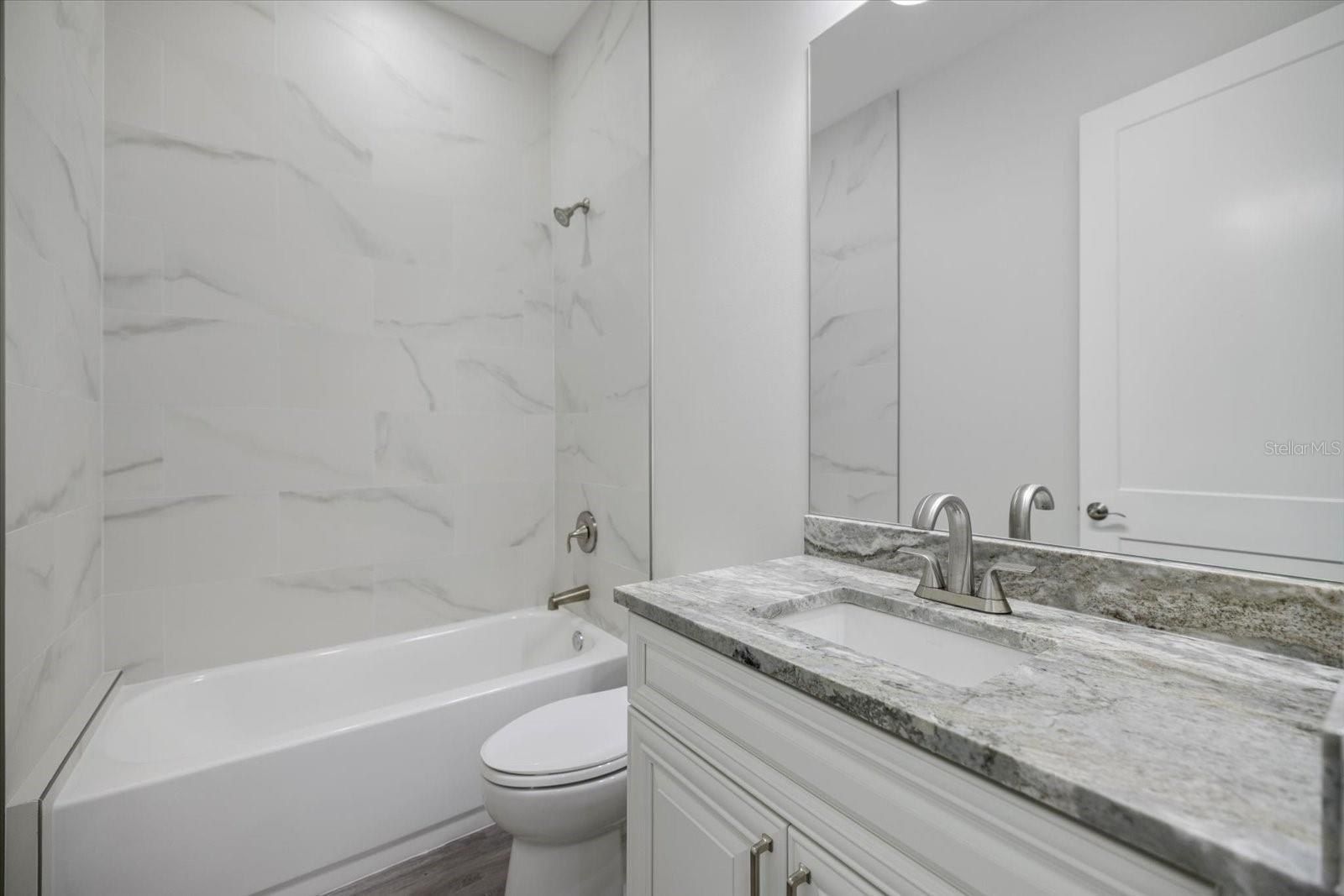 3525 Mcintosh Road. Sarasota, FL 34232