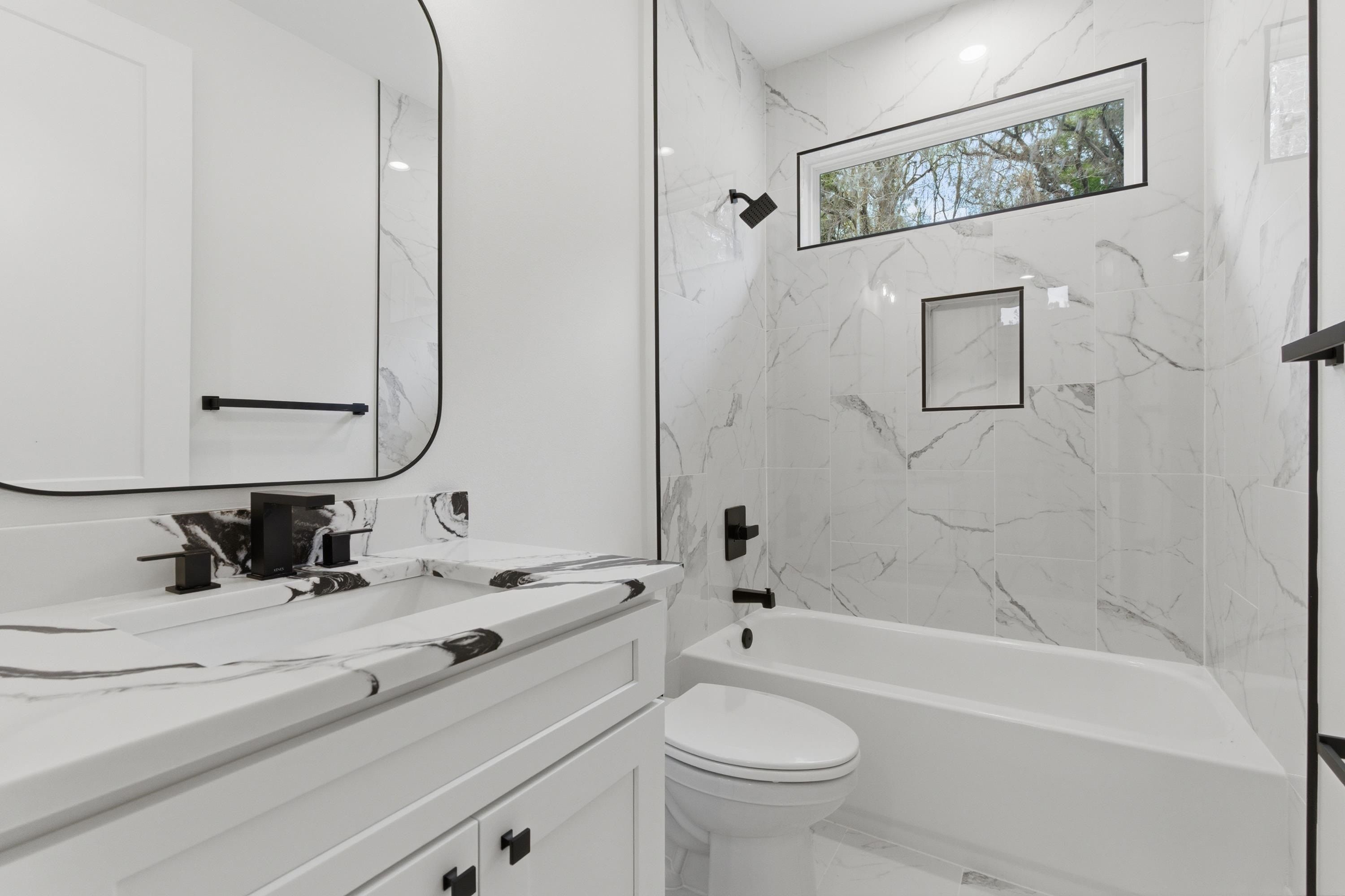 1652 San Damian Road. Tallahassee, FL 32303