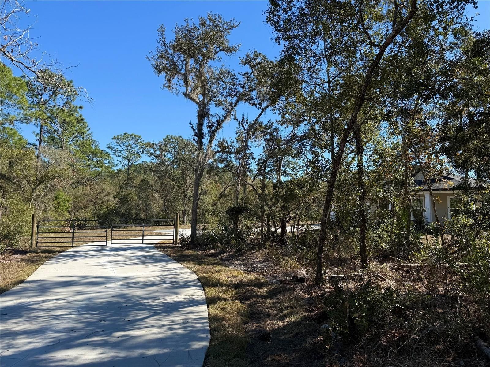 30260 W Thyme Avenue. Eustis, FL 32736