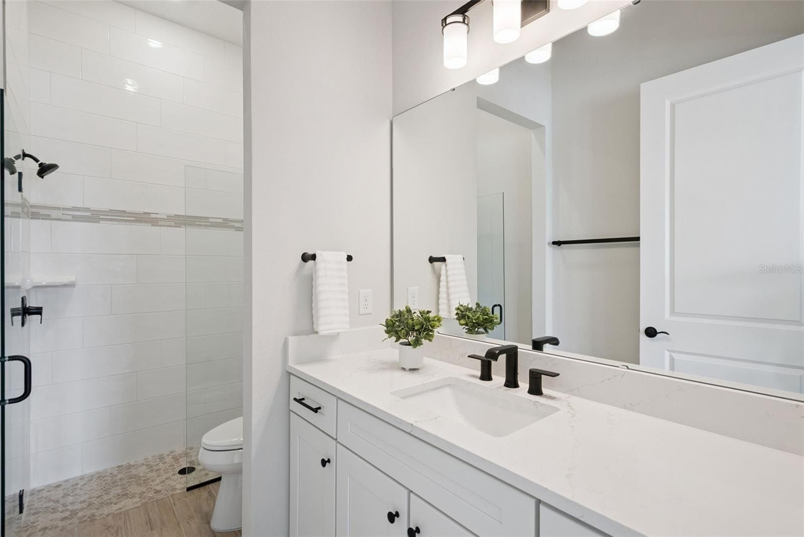 2555 Pine Preserve Court. Saint Cloud, FL 34771