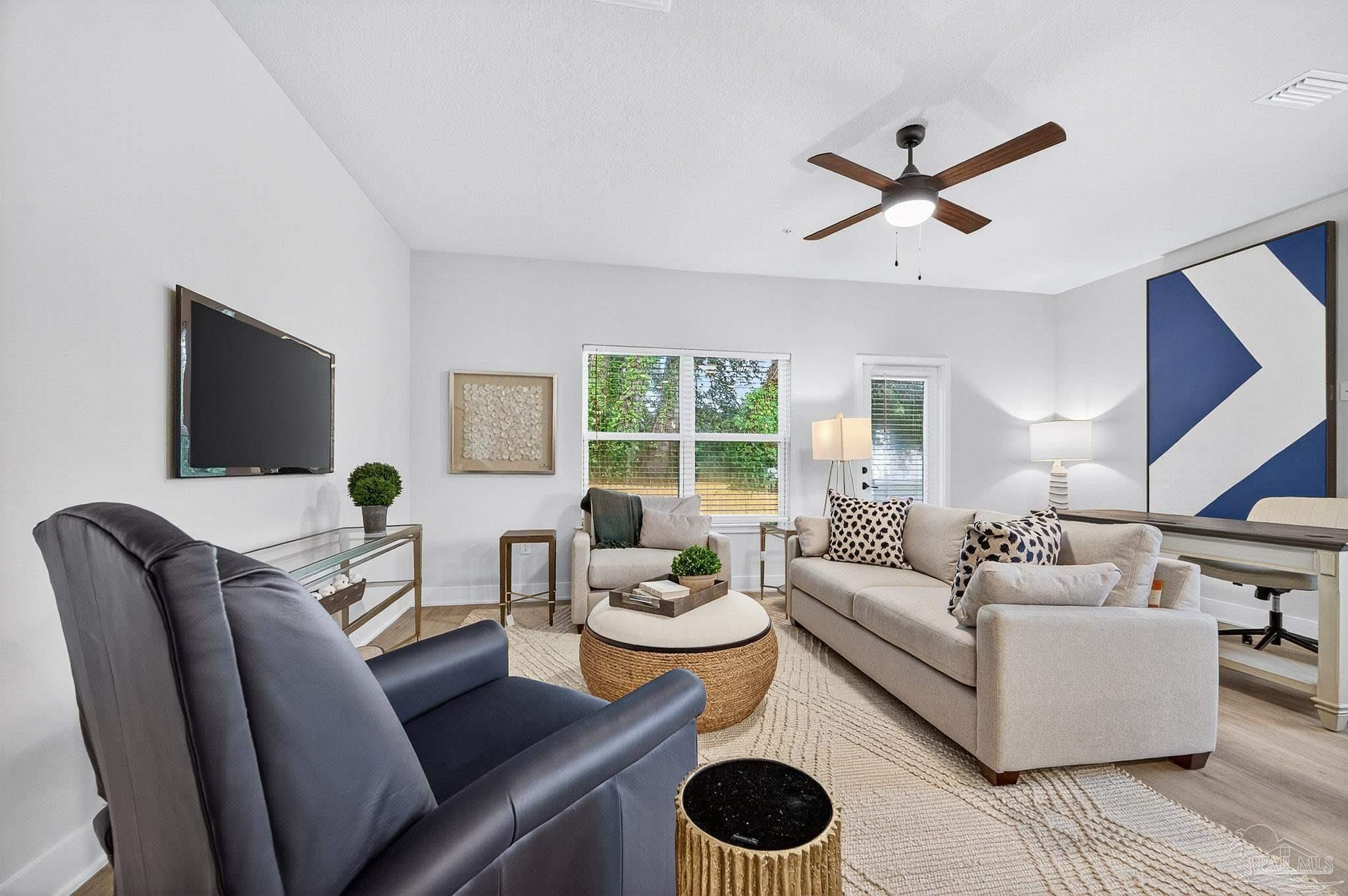 1924 Highland Ridge Ct Unit 11B. Pensacola, FL 32534