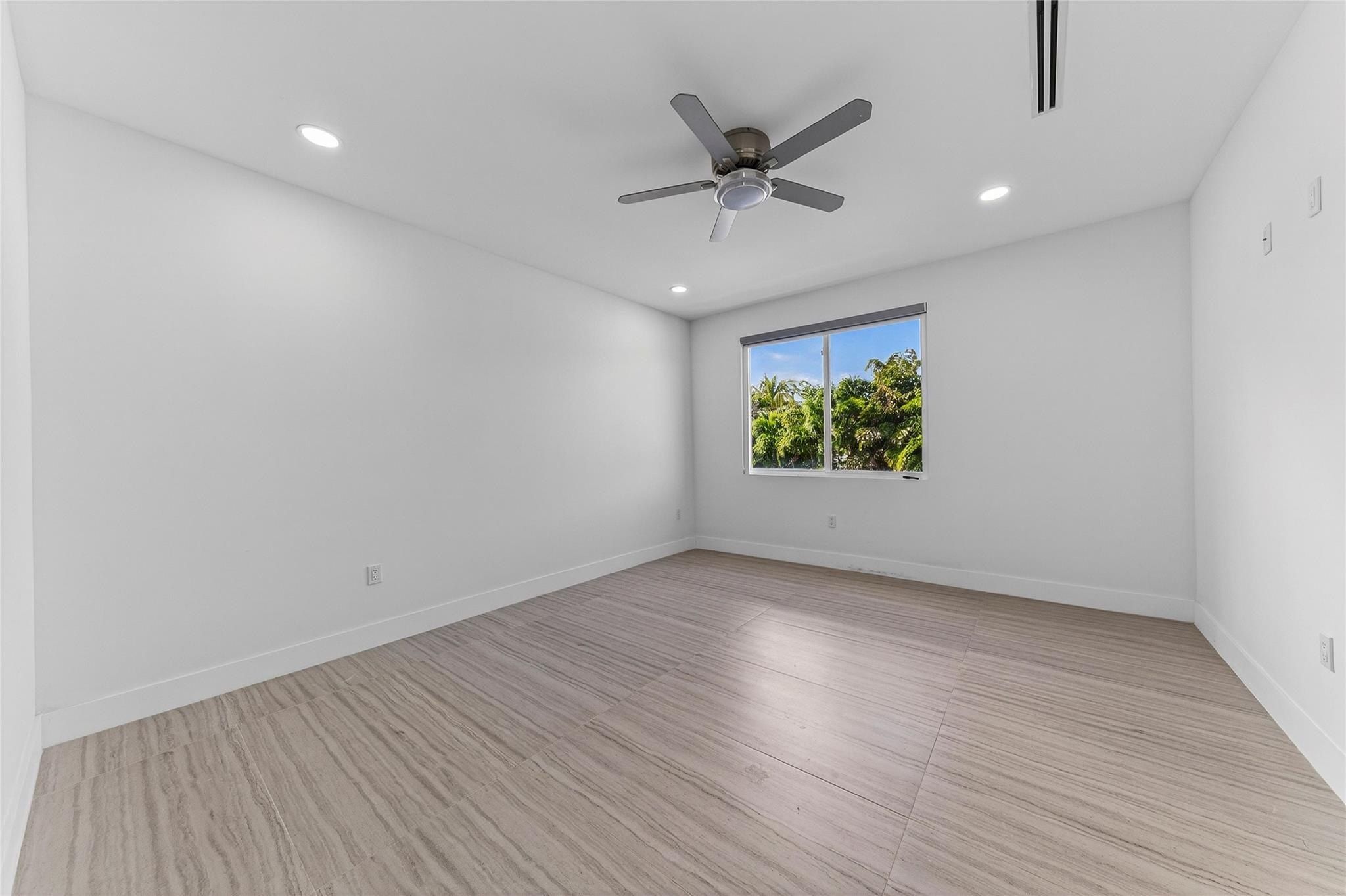 1408 Ne 5Th Court. Fort Lauderdale, FL 33301