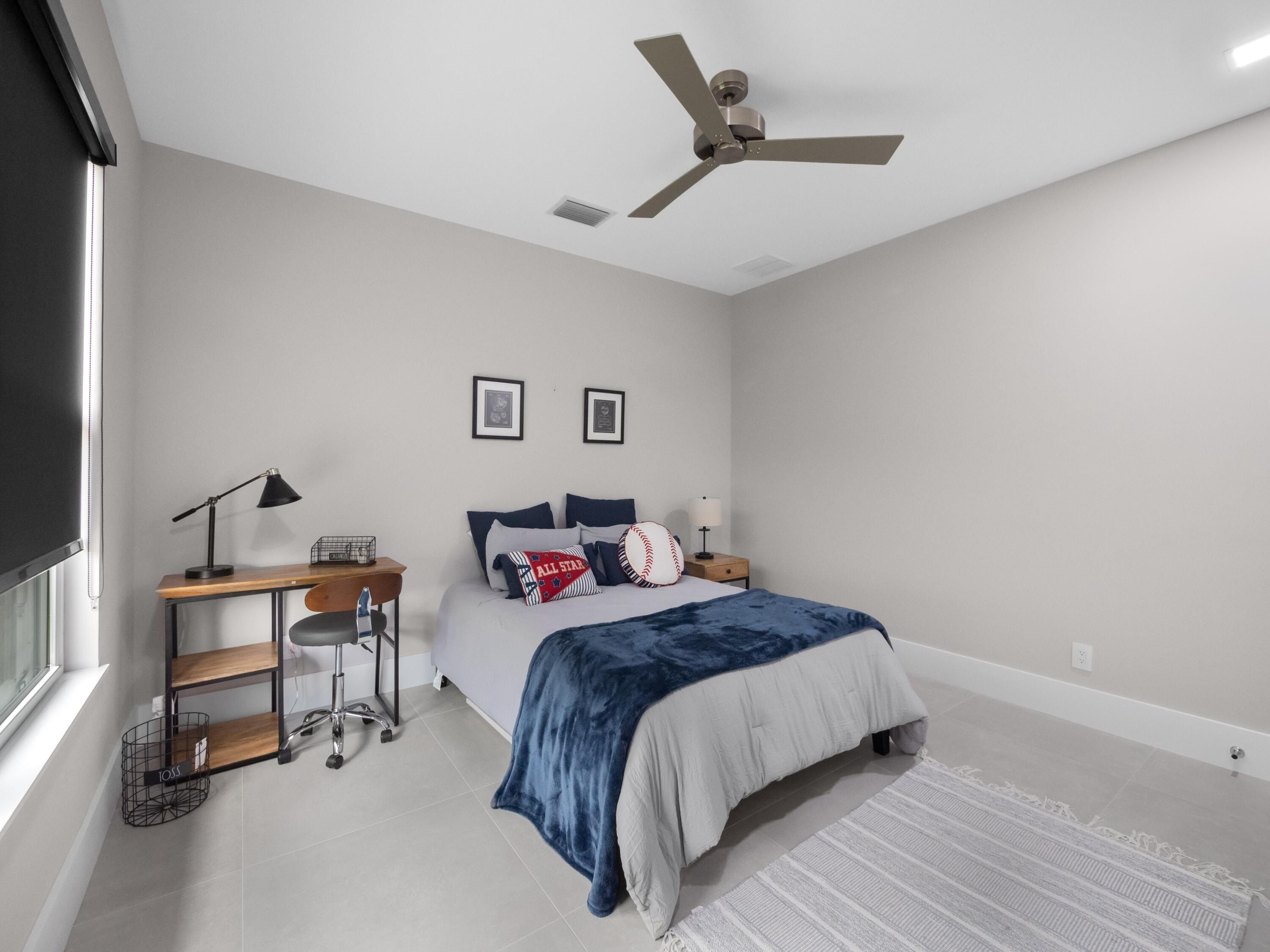 2565 Sw Salzedo Avenue. Port Saint Lucie, FL 34987