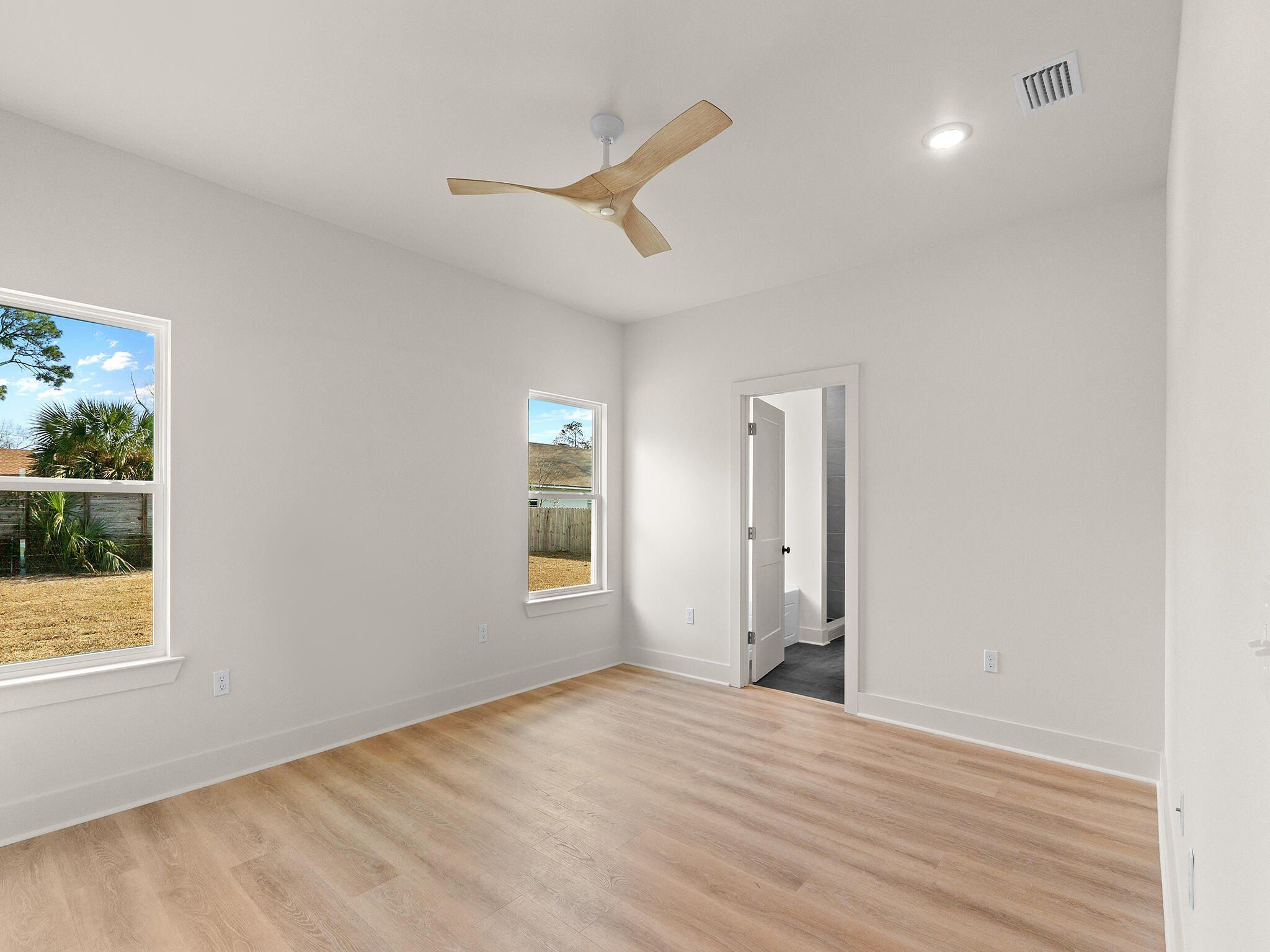 2411 E 16Th Street. Panama City, FL 32405