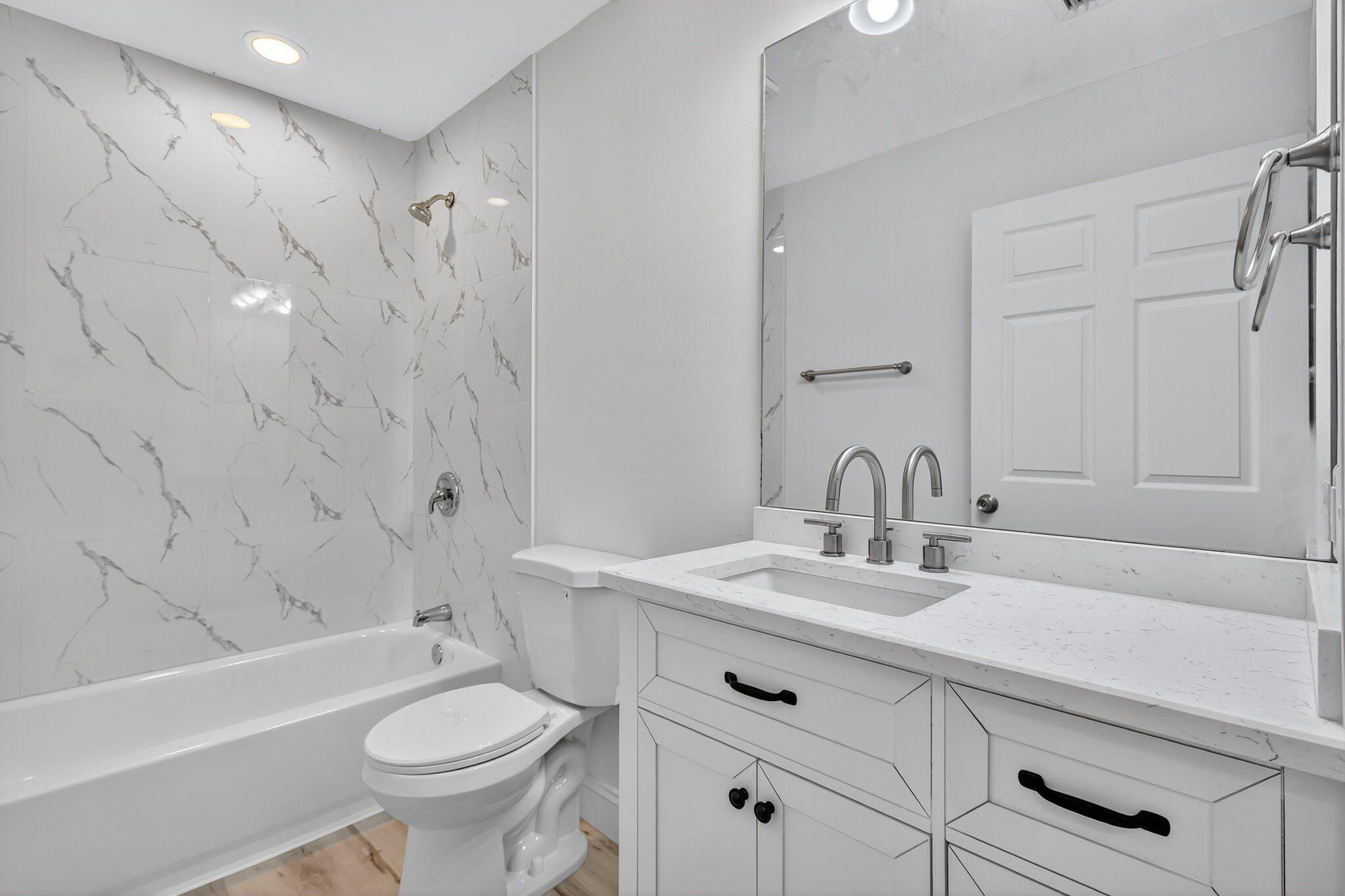 2206 S 34Th Street. Fort Pierce, FL 34947