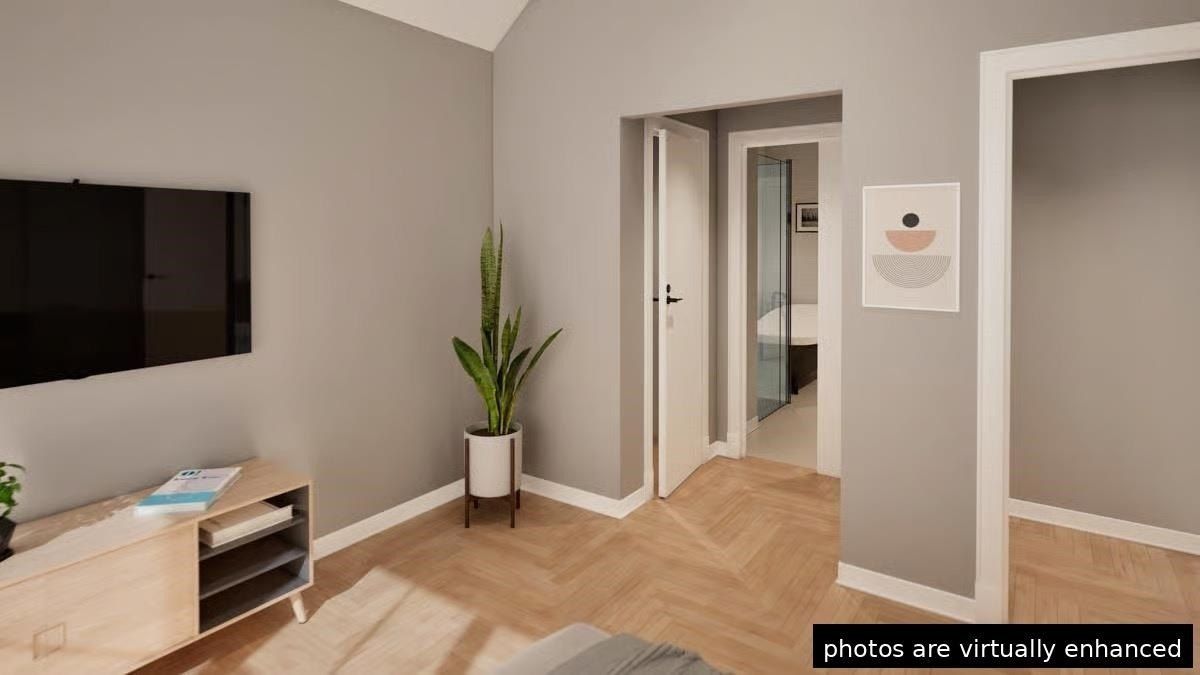 Henderson Road. Tallahassee, FL 32312