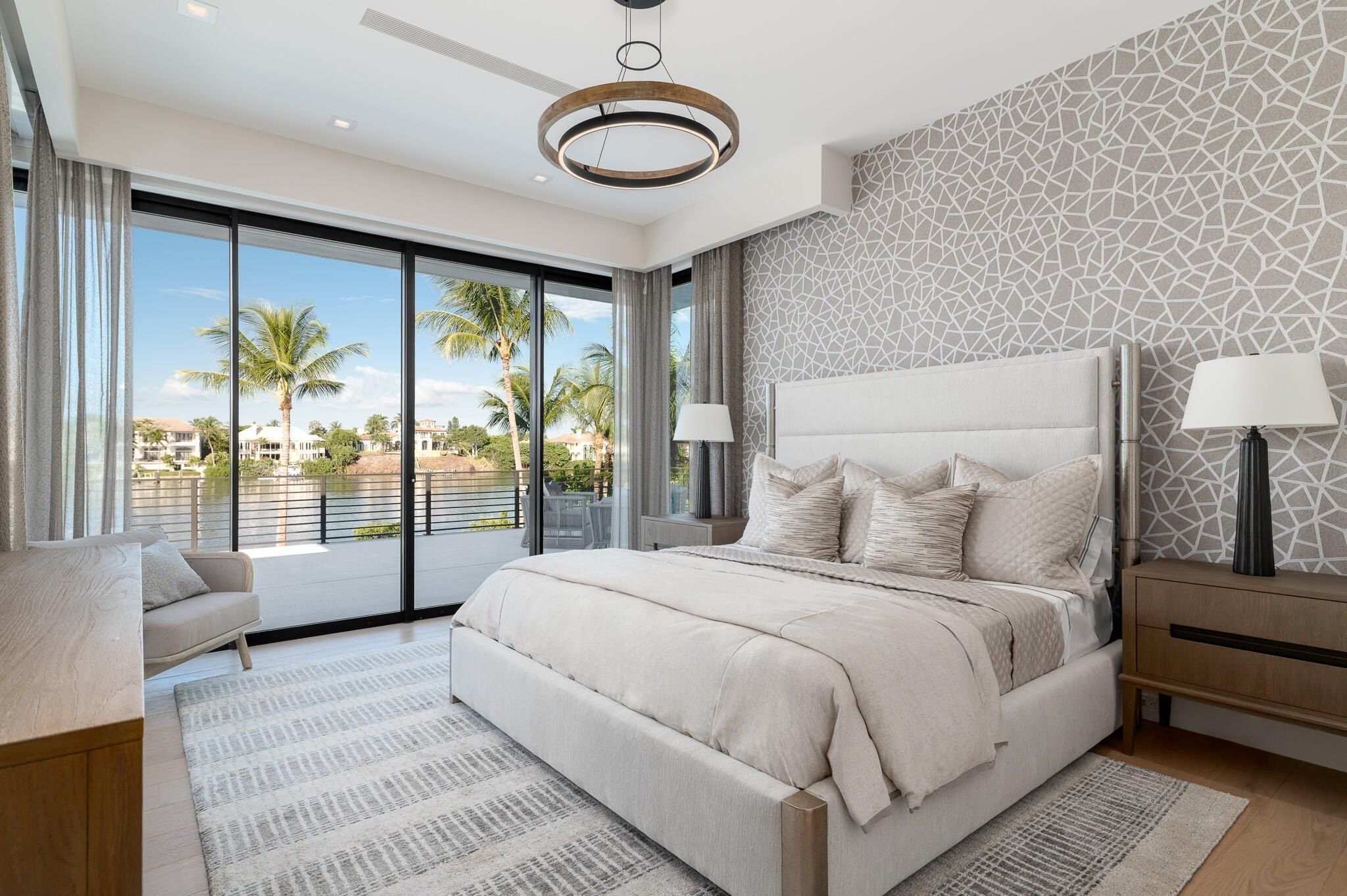 488 S Beach Road. Jupiter Island, FL 33455