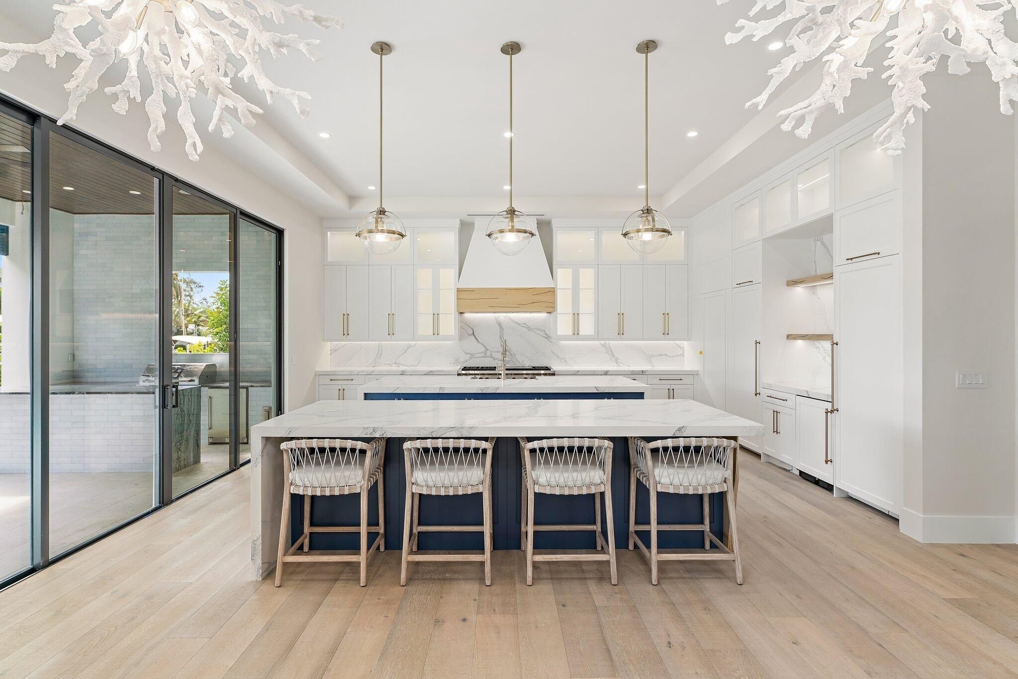 24 Leeward Circle. Tequesta, FL 33469