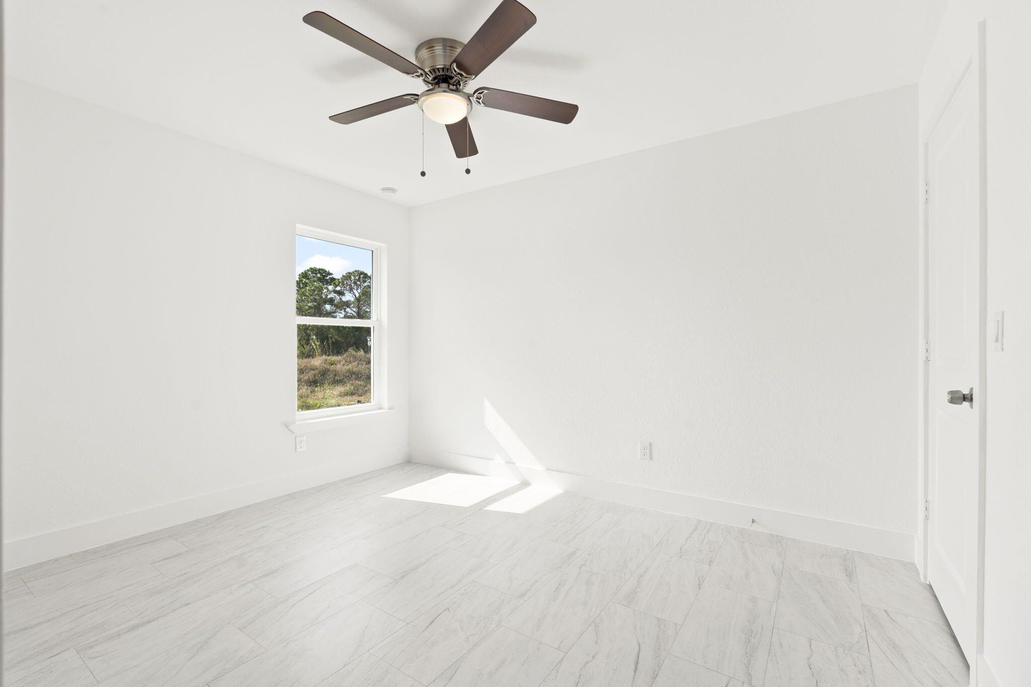 9376 103Rd Court. Vero Beach, FL 32967