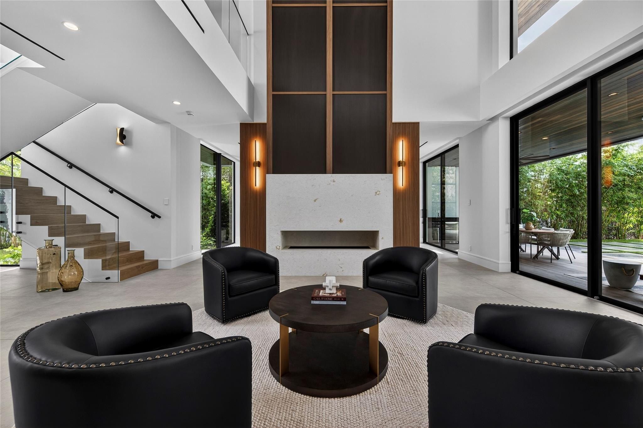 119 N Gordon Road. Fort Lauderdale, FL 33301