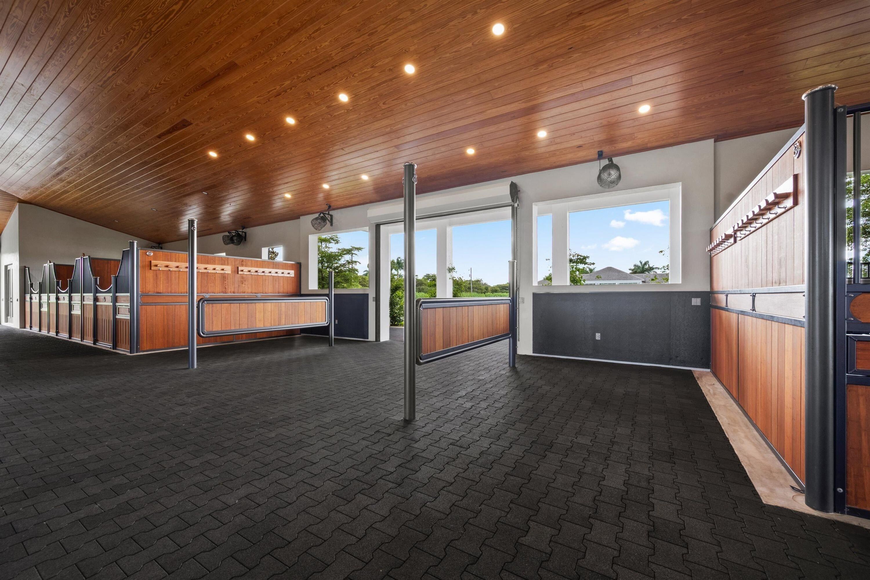 15385 Sunnyland Lane. Wellington, FL 33414