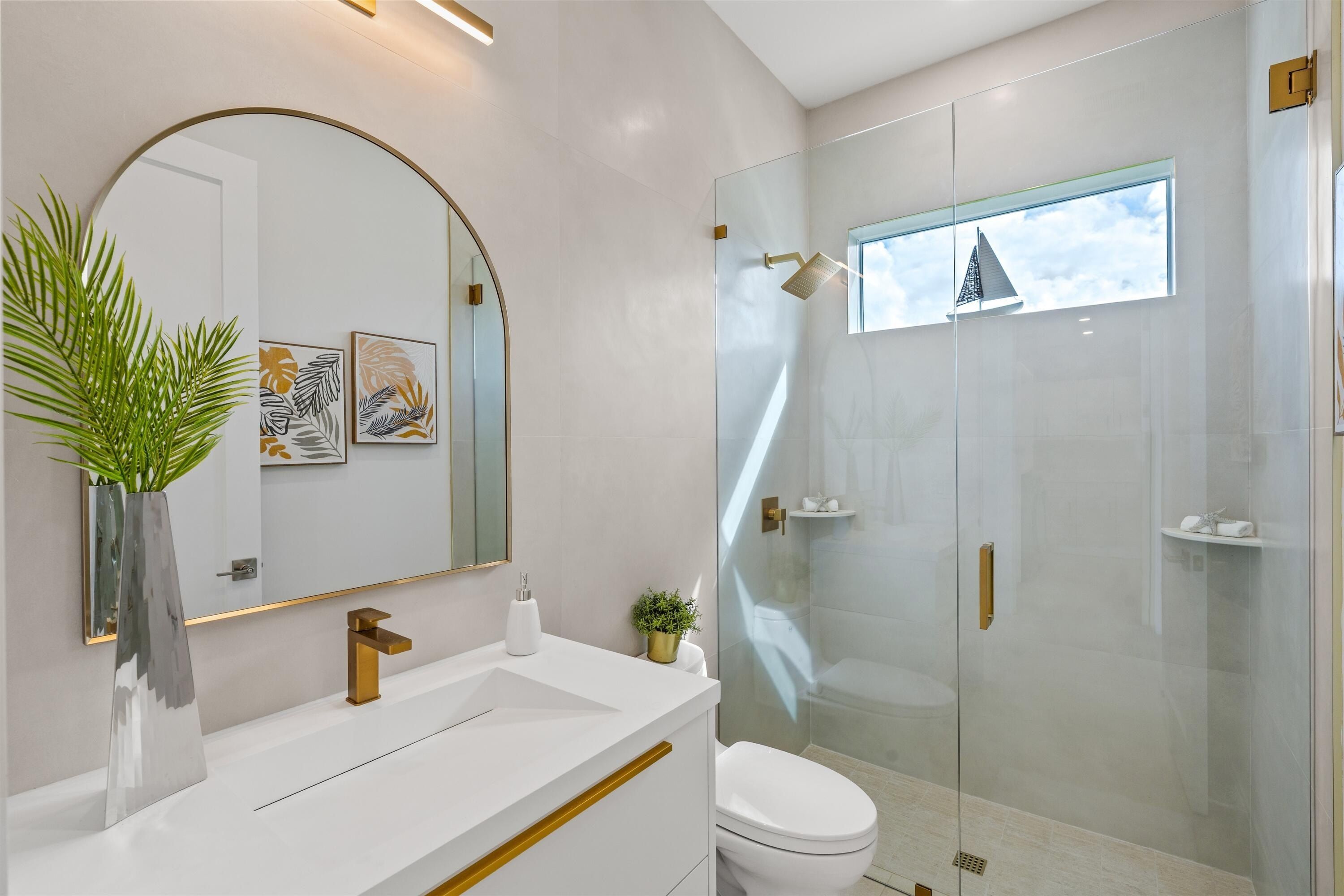 417 Lake Drive. Delray Beach, FL 33444