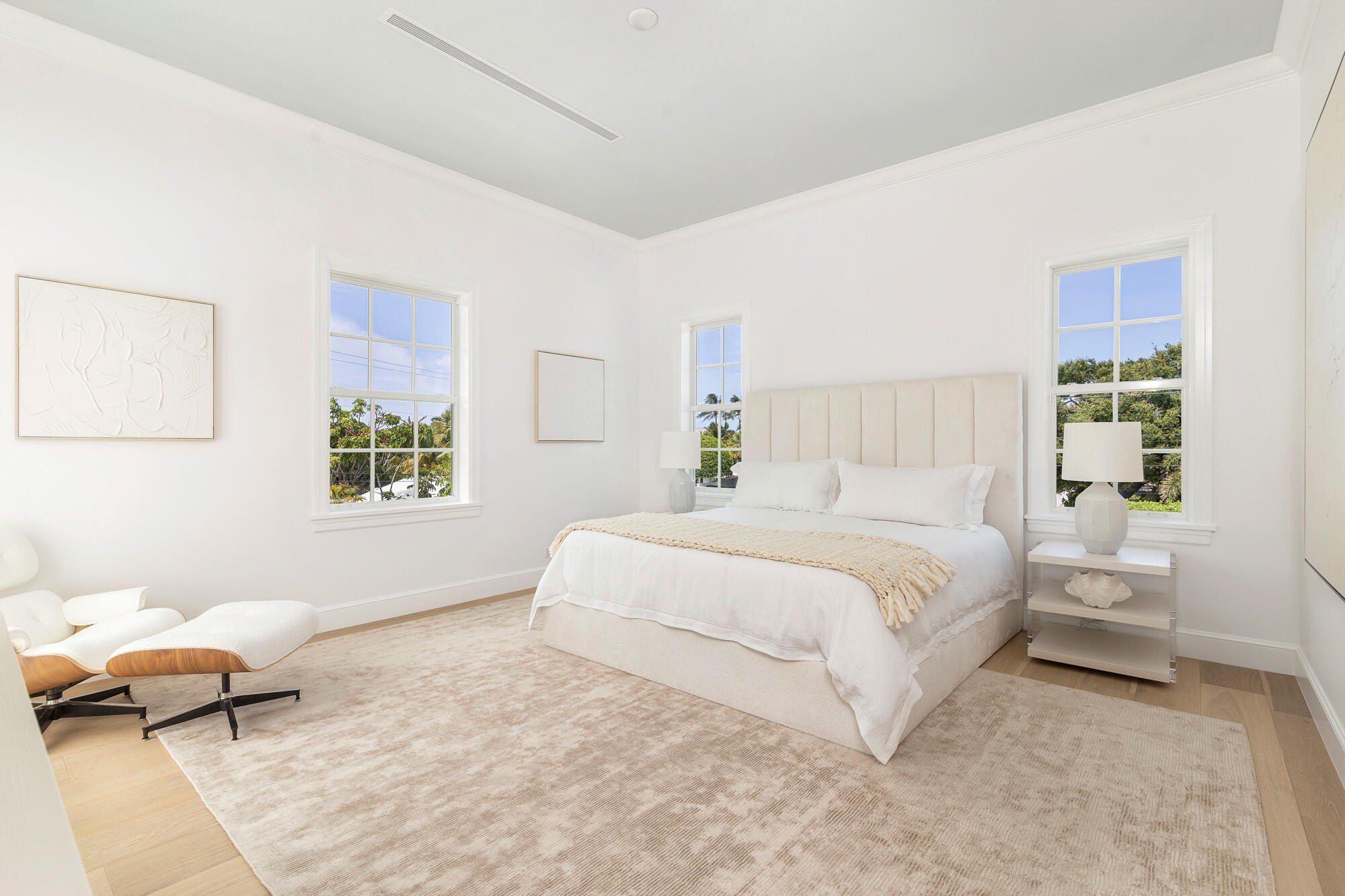 205 Gray Street. West Palm Beach, FL 33405